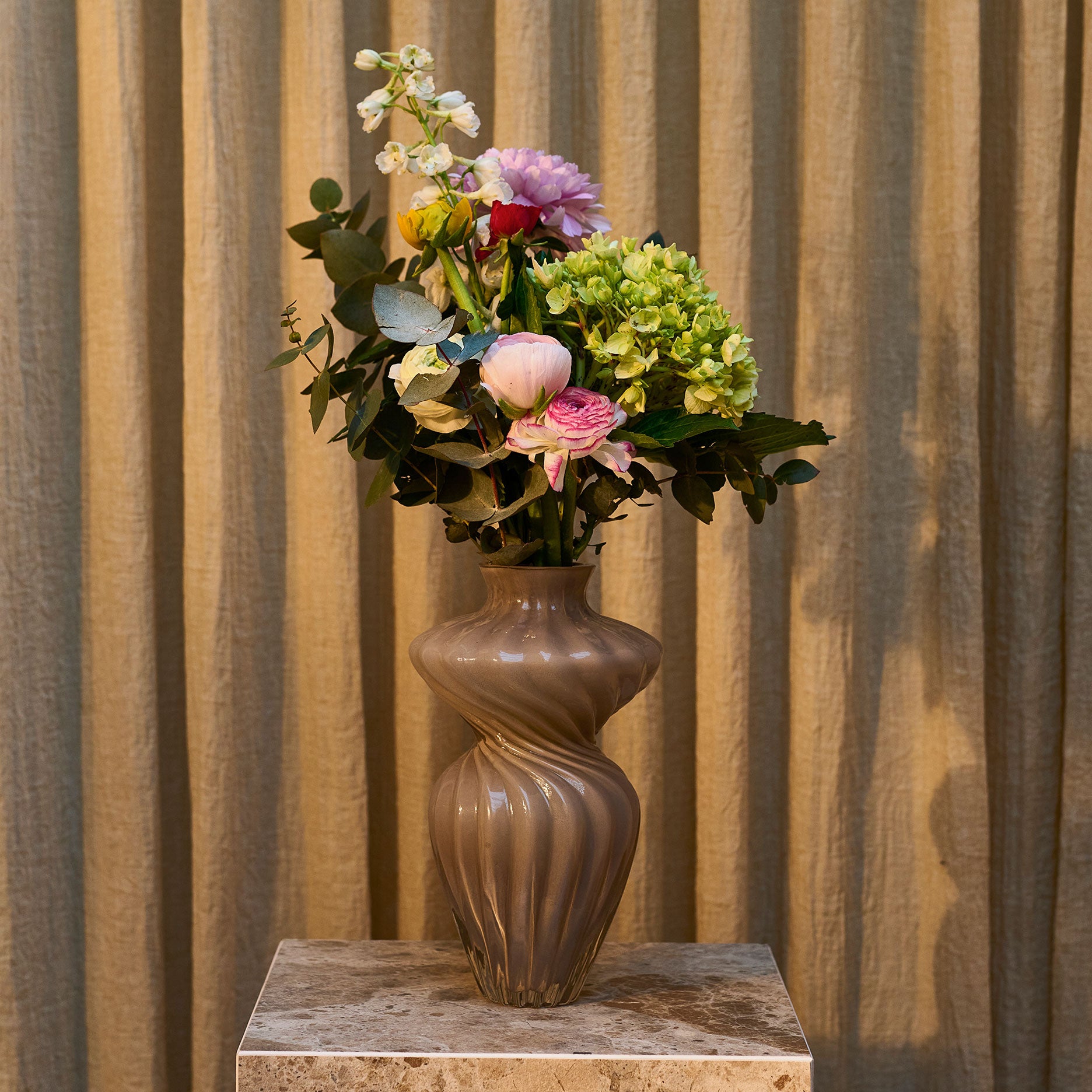 Torque Vase H 30 cm